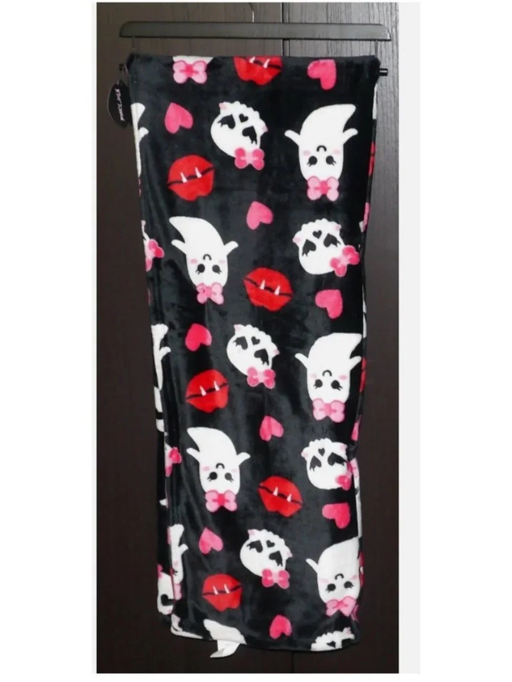Betsey Johnson betsey johnson